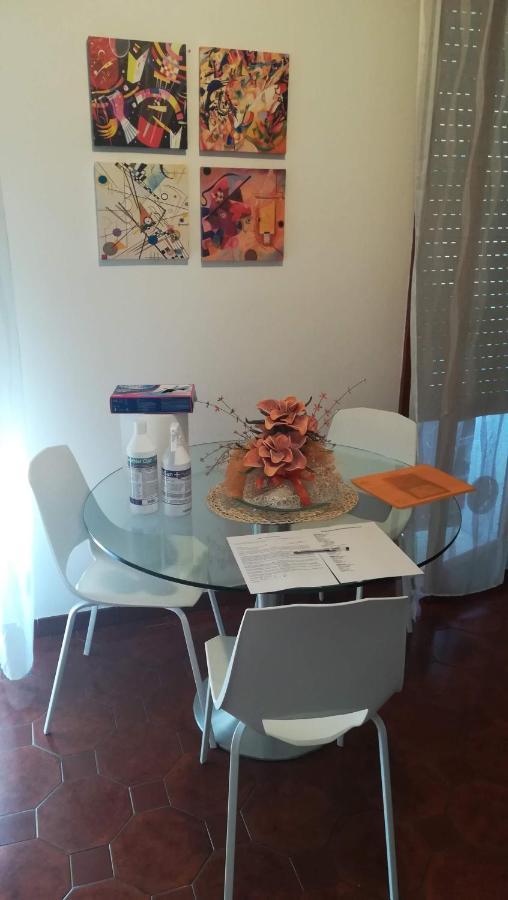 Home Holidays Pisa Exterior foto